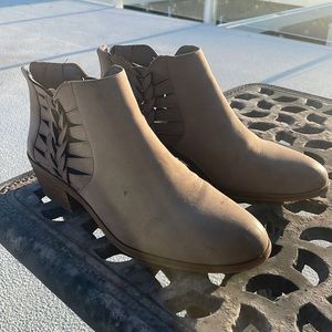 Vince Camuto ankle boots